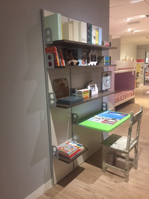 Libreria e scrivania per bambini e ragazzi in offerta