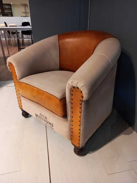 Poltrona vintage in cuoio e tessuto design old style