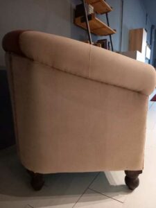 Poltrona vintage in cuoio e tessuto design old style