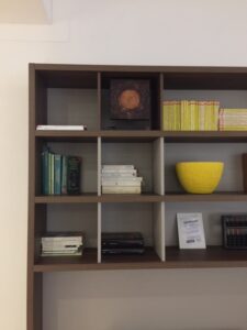 Soggiorno libreria in offerta outlet di Kiko Mobili da righettimobili
